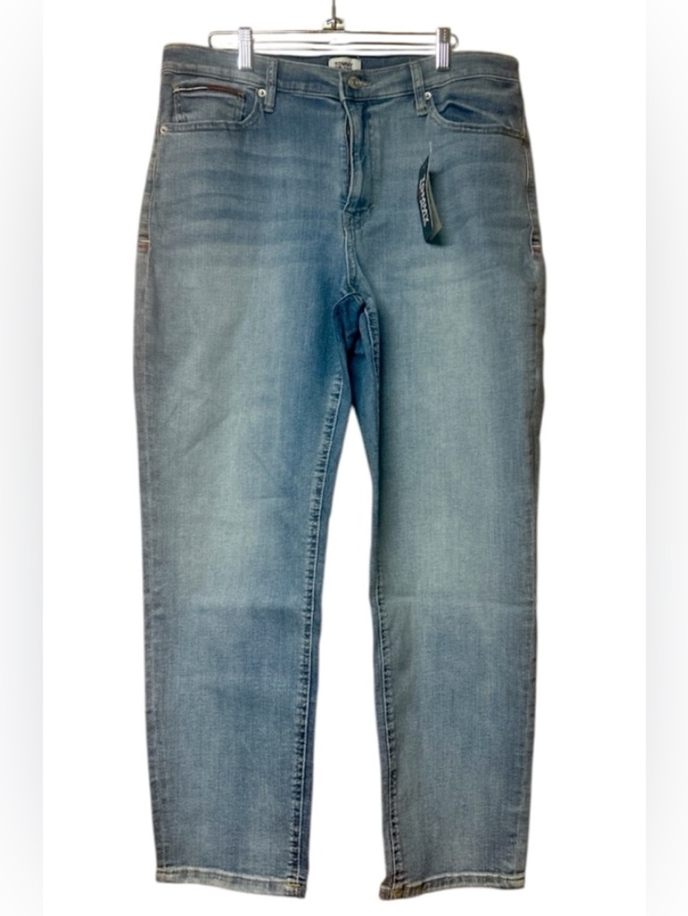 Tommy Hilfiger Boyfriend Style Jean Adorable Tommy Detailing Woman’s Size 10 NWT